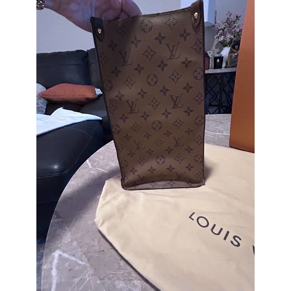 Louis Vuitton Handbag OnThe Go GM Tote Authentic - Picture 9 of 16